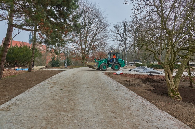 Barokowy Zespół Parkowy w Pelplinie odzyskuje dawny blask