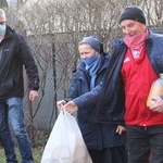 Gorący posiłek w żywieckim parku dla wszystkich potrzebujących