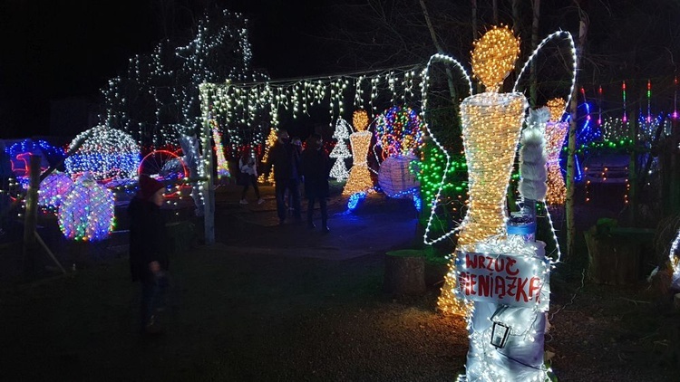 Świąteczna iluminacja w Gilowie