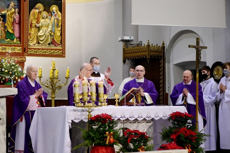 Msza św. pogrzebowa śp. ks. Bronisława Siekierskiego