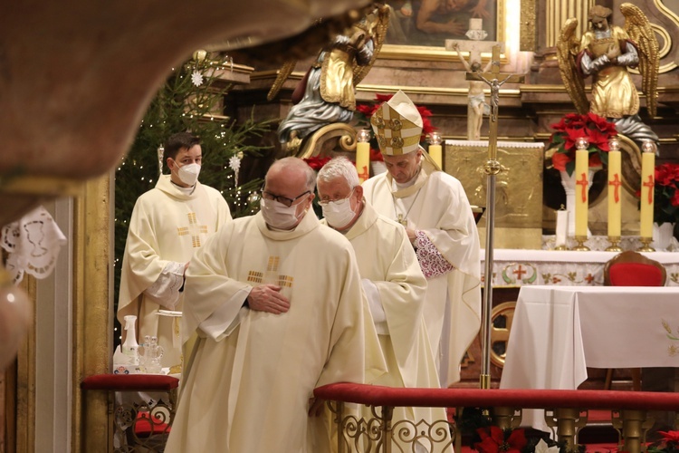 Ostatnie pożegnanie ks. prał. Adama Drożdża w Goleszowie