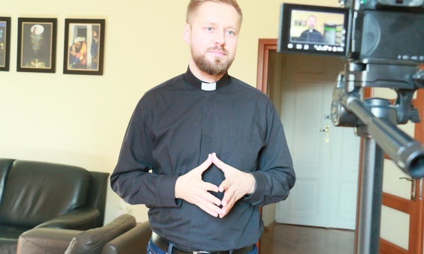 Ks. Grzegorz Ogorzałek.