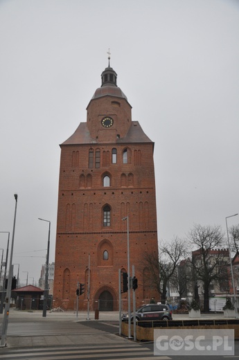 Noworoczne spojrzenie na katedrę