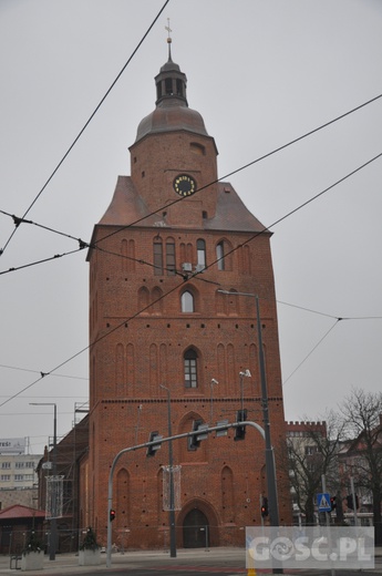 Noworoczne spojrzenie na katedrę