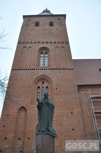 Noworoczne spojrzenie na katedrę