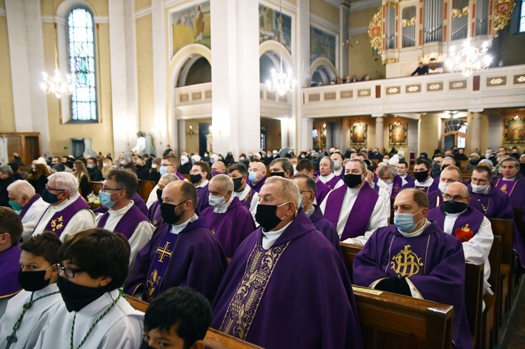 Pogrzeb śp. ks. prał. Zbigniewa Reglińskiego