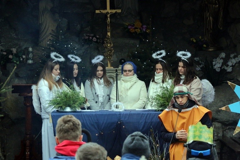 Uroczysty pokłon Trzech Mędrców we Wrocławiu-Leśnicy