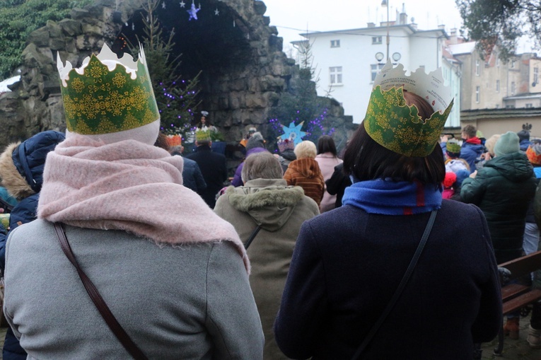 Uroczysty pokłon Trzech Mędrców we Wrocławiu-Leśnicy