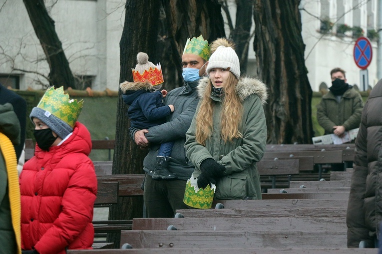 Uroczysty pokłon Trzech Mędrców we Wrocławiu-Leśnicy