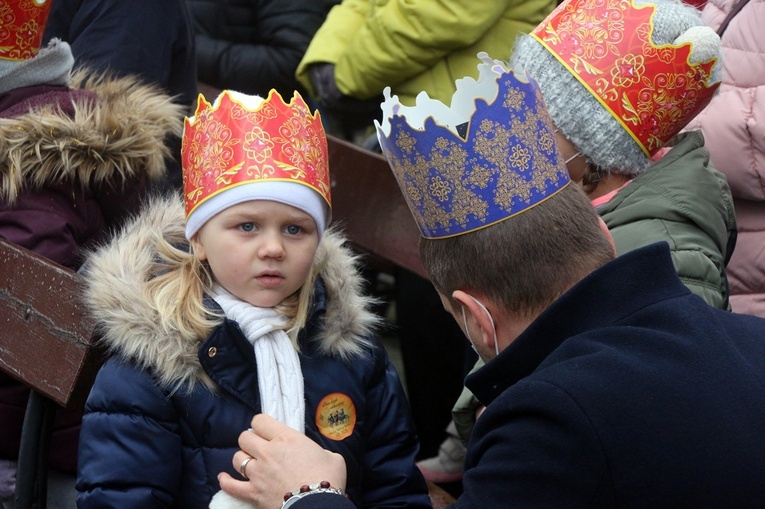 Uroczysty pokłon Trzech Mędrców we Wrocławiu-Leśnicy