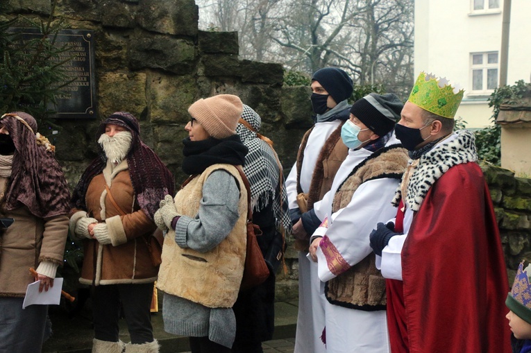 Uroczysty pokłon Trzech Mędrców we Wrocławiu-Leśnicy