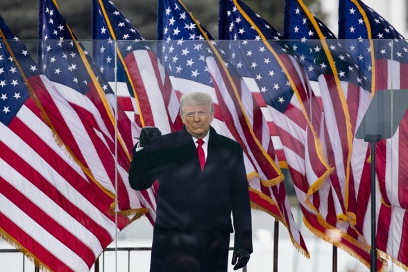 Prezydent Trump: Nigdy się nie poddamy i nigdy nie ustąpimy