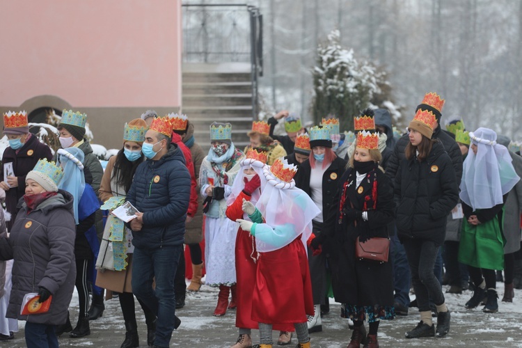 Orszak Trzech Króli w parafii w Ostrem-Twardorzeczce - 2021