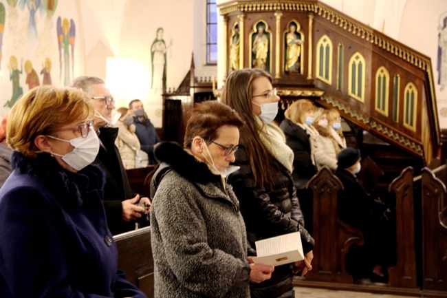 Spotkanie służb medycznych z bp. H. Tomasikiem