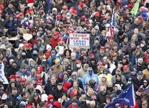 Protesty zwolenników Trumpa w wielu amerykańskich stanach