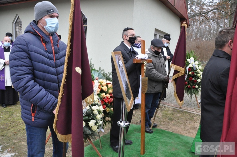 Ostatnie pożegnanie kapłana
