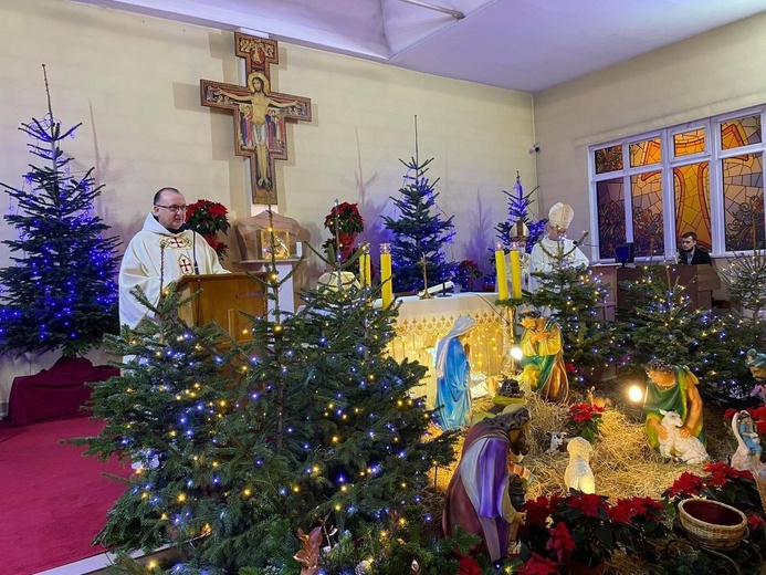 Biskupi na kolędzie u franciszkanów