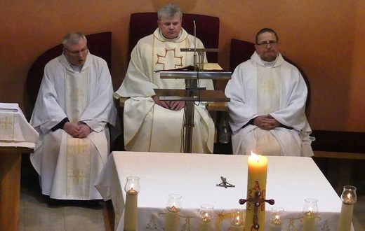 Ostatnie pożegnanie śp. ks. Jana Froelicha w Bierach