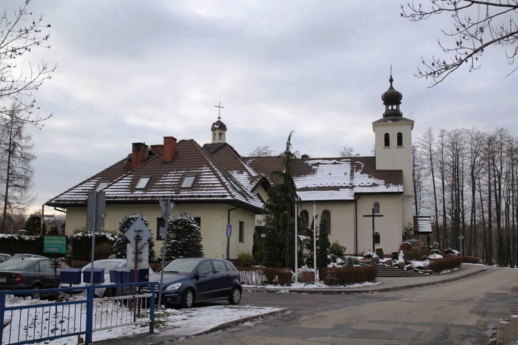 Ostatnie pożegnanie śp. ks. Jana Froelicha w Bierach