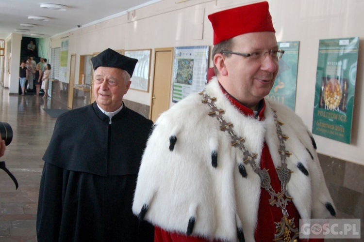 Fotograficzne wspomnienie śp. bp. Dyczkowskiego