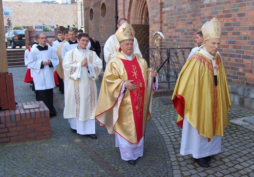 Fotograficzne wspomnienie śp. bp. Dyczkowskiego