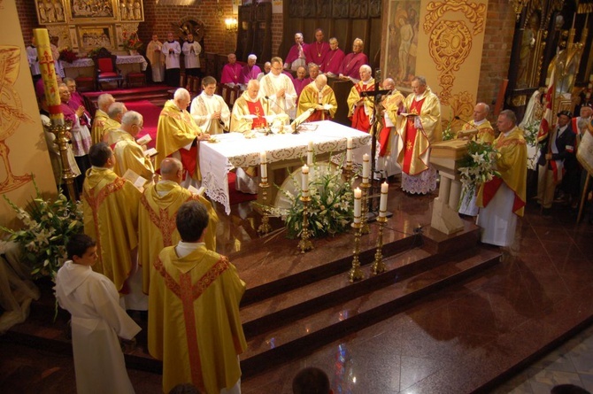 Fotograficzne wspomnienie śp. bp. Dyczkowskiego