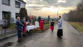 Parafie znajdują innowacyjne pomysły na kolędę w pandemii