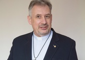 Ks. dr hab. Piotr Kieniewicz, specjalista w dziedzinie teologii moralnej, zajmuje się bioetyką.