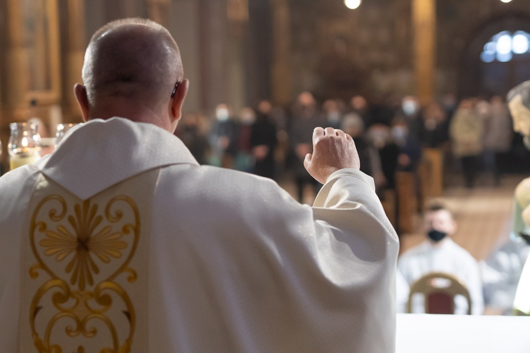 Błogosławieństwo nowych lektorów w Szczucinie