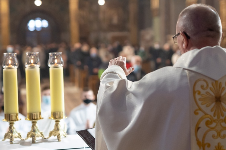 Błogosławieństwo nowych lektorów w Szczucinie