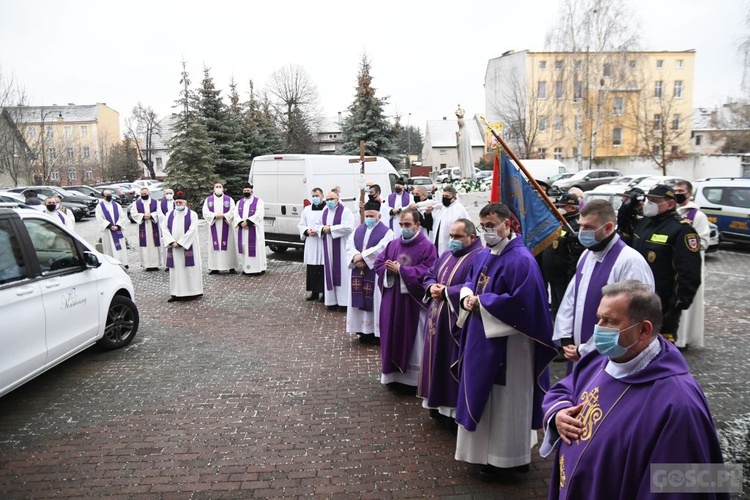 Pogrzeb śp. ks. Józefa Zadwornego