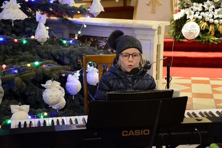 Ustanowienie Sanktuarium Matki Bożej Jasnogórskiej w Mochowie-Paulinach