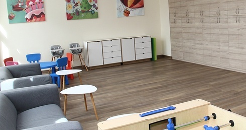 1 procent podatku dla hospicjum i samotnych matek 