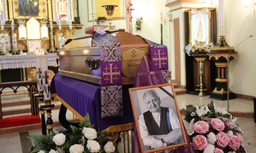 Ks. Andrzej Wolny, proboszcz w Godziszce, zmarł 14 stycznia 2021 r. w wyniku zakażenia koronawirusem.