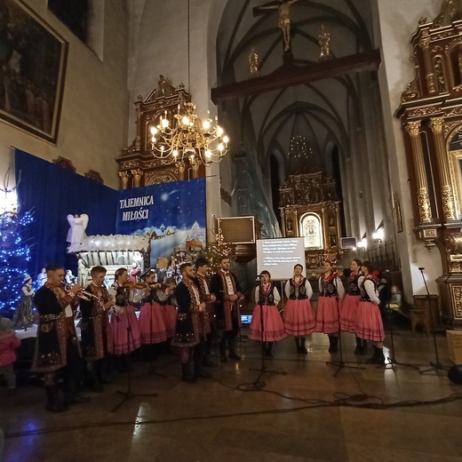 Nowy Sącz. Kolędowanie w bazylice