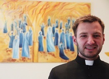 	Neoprezbiter ks. Łukasz Bajcar zaprasza do udziału w czuwaniach osoby w każdym wieku. 