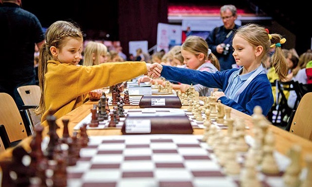 Katowicki Spodek podczas największego turnieju szachowego w Polsce  – Ogólnopolskich Mistrzostw Szkół i Przedszkoli w Szachach. W największej edycji w 2016 r. wzięło udział ponad  1500 zawodników z całej Polski 