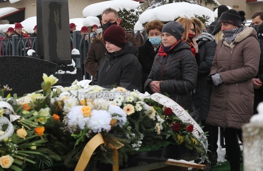 Ostatnie pożegnanie ks. Andrzeja Wolnego w Godziszce - 19 stycznia 2021 r.