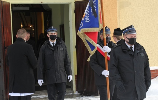 Ostatnie pożegnanie ks. Andrzeja Wolnego w Godziszce - 19 stycznia 2021 r.