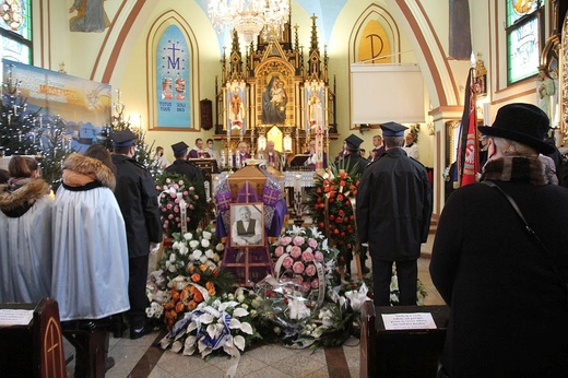 Ostatnie pożegnanie ks. Andrzeja Wolnego w Godziszce - 19 stycznia 2021 r.