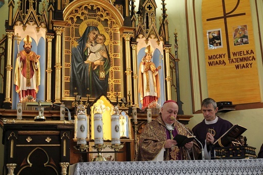 Ostatnie pożegnanie ks. Andrzeja Wolnego w Godziszce - 19 stycznia 2021 r.