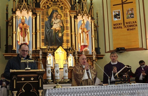 Ostatnie pożegnanie ks. Andrzeja Wolnego w Godziszce - 19 stycznia 2021 r.