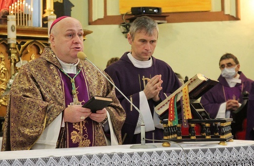 Ostatnie pożegnanie ks. Andrzeja Wolnego w Godziszce - 19 stycznia 2021 r.