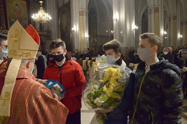 Podziękowanie i życzenia dla bp. Henryka Tomasika