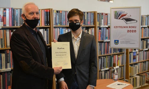 467 książek na rok!