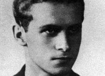 100 lat temu urodził się Krzysztof Kamil Baczyński - brylant, którym strzelaliśmy do wroga