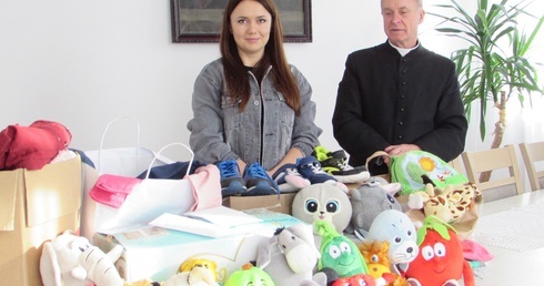 Mamy z pomocą hospicjum dziecięcemu