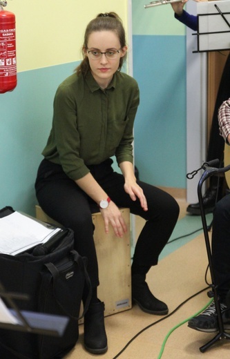 Zespół "Aeternum" z Cieszyna-Pastwisk dla seniorów u sióstr elżbietanek cieszyńskich