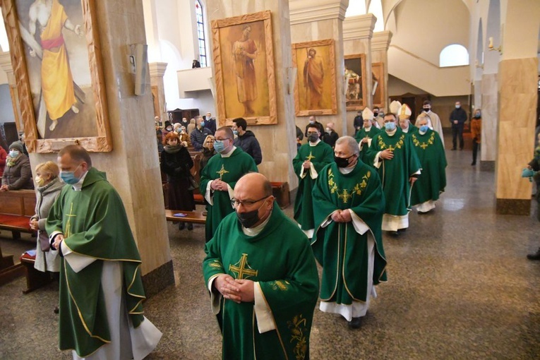 Gorzów Wlkp. Diecezjalne obchody 35. rocznicy śmierci bp. Wilhelma Pluty 