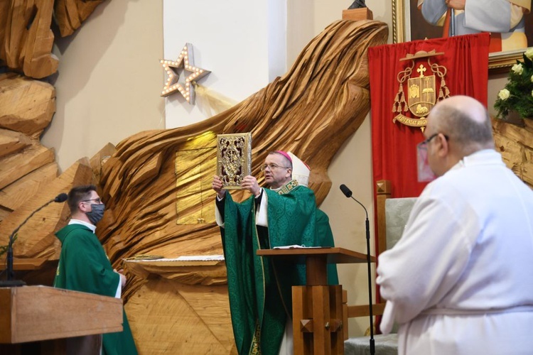 Gorzów Wlkp. Diecezjalne obchody 35. rocznicy śmierci bp. Wilhelma Pluty 